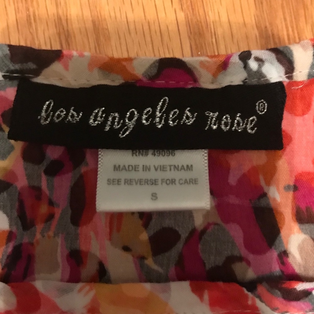 Multi color scrub top - Picture 3 of 3